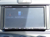 オーディオソースはご覧の通りです。Bluetoothを搭載しています。スマホと連動させると音楽等楽しむことが出来ます。