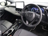 運転席廻りです。