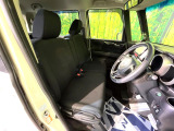 運転席シート廻りは使用感も少なく、良好な状態となっています。丁寧に使われていたことがよくわかりますね。
