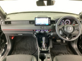 【前方視界】開放的な前方視界!運転がしやすく疲れにくいです♪窓が大きく、見通しがとっても良いおクルマですよ♪