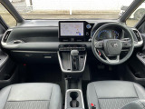 ノア 1.8 ハイブリッド S-Z E-Four 4WD 修復歴無し