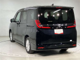 弊社の商品車両は横浜本牧にあります本部で隅々までチェックを行い、トヨタの厳しい商品基準をクリアした車両を展示しています。ご安心してお選びいただけます。
