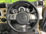 【ステアリングスイッチ】運転中、前方から目線をそらすことなく、オーディオ等の操作が可能な便利機能!安心&快適なドライブを演出してくれます♪