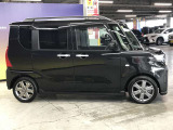 エンジンルーム、室内、クリーニング済みです。厳選したお車を屋内展示場にて展示中☆車両品質には自信がございます!ぜひ一度ご来店ください!!