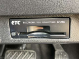 ETCで高速代の支払いもスムーズ!カードを持っていればご納車日当日からご利用いただけます。別途セットアップ料が必要です。