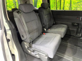 高品質なオリジナルフロアマットもオプションにてご用意しております。お好きなデザインやカラーをお車に合わせて選んでいただくことができます♪