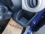 運転席側のドリンクホルダー