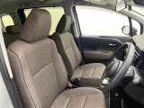 【5人乗り】ゆったりとした座り心地と、車内を広々と使える快適性に長けているので、快適な時間をお過ごしいただけます!