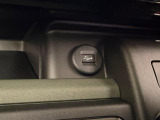 ご納車後の定期的点検に合わせて、「エンジンオイル&フィルター交換」を行うお得なメンテナンスパッケージの「安心メンテナンスパック」をおすすめしております。詳細については当店スタッフまでお尋ねください。