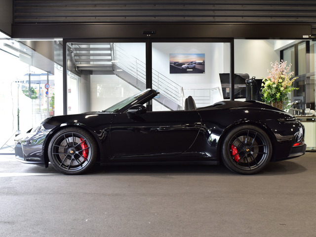 ポルシェ 911カブリオレ カレラ4 GTS PDK 4WD の中古車詳細 (4,000km