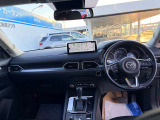新車・中古車販売はもちろんのこと、タイヤ・ナビ(TV)・オーディオなど用品販売もお任せください♪お客様の『困った』を解消する為に努力致します!