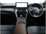 純正メーカー12.3インチディスプレイオーディオ&ナビキット装備!室内も専門のスタッフによる清掃済みでキレイです。是非一度ご覧下さい!