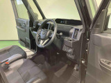 納車前にはプロのメカニックが点検、整備を行いますので安心してお乗り頂けます!!