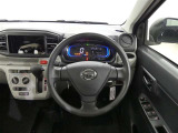 視界も広々で見晴らしの良い運転しやすいコックピットです。
