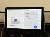 いまや必須装備「ナビゲーション」搭載!知らない場所にスイスイッとドライブ。もう、これなしではハンドルを握れませんね!でも運転中の操作は危険ですのでご注意ですね☆