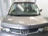 認定中古車では、厳しいHonda認定基準をクリアした厳選されたHonda認定中古車のみ、取り扱っております。「ご購入前の安心」「納車後の信頼」を車両と一緒に提供しております。