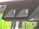 【スマートアシスト】走行中に前方の車両等を認識し、衝突しそうな時は警報とブレーキで衝突回避と被害軽減をアシスト。より安全にドライブをお楽しみいただけます。