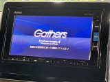 【純正ナビ】人気の純正ナビを装備しております。ナビの使いやすさはもちろん、オーディオ機能も充実!キャンプや旅行はもちろん、通勤や買い物など普段のドライブも楽しくなるはず♪