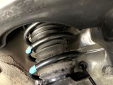 お車を安心してお乗りいただく為には、足回りの定期点検が欠かせません。サービスサポート(有償保証)では無料点検もご提供しており、安心のカーライフをお過ごしいただけるサポート体制が整っています。