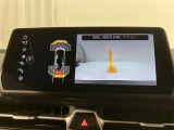 いまや必須装備「ナビゲーション」搭載!知らない場所にスイスイッとドライブ。もう、これなしではハンドルを握れませんね!でも運転中の操作は危険ですのでご注意ですね☆