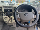 自動車保険も取り扱っております。お車ご購入の際に、お気軽にご相談下さい。万が一の時に備えて、お客様に合ったプランをご提案します。