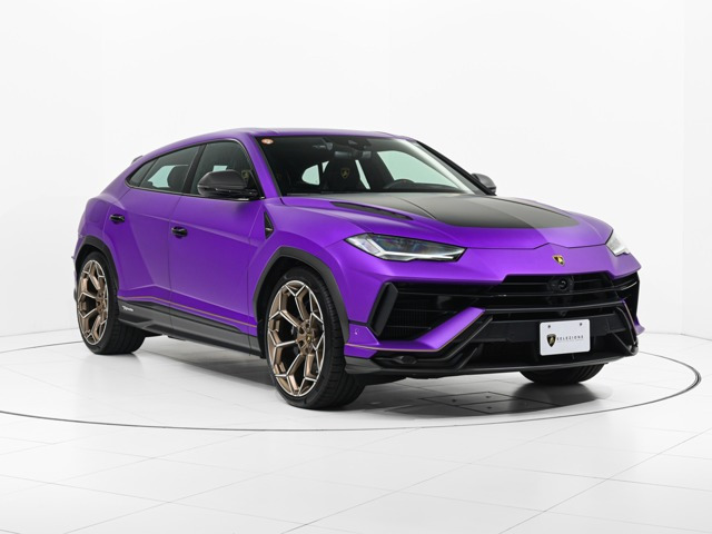ウルス ペルフォルマンテ 4WD 