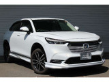 e:HEV Z 1.5L e-CVT FF 5人乗り。より洗練された表情を見せながらは華やかな雰囲気を全身にまとったヴェゼル!