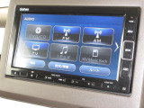 ナビゲーションはギャザズメモリーナビ(VXM-234VFi)を装着しております。AM、FM、CD、DVD再生、Bluetooth、音楽録音再生、フルセグTVがご使用いただけます。