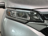 LEDヘッドライトは、点灯の瞬間から最大光量を発揮し、突然暗くなるトンネルなどでの安定感を高めます。