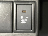 【シートヒーター】寒い日に重宝するシートヒーター!エアコンより早く温まってくれるので寒がりの人も安心ですね♪エアコンの温風は乾燥するから苦手、という方にもをおすすめです。