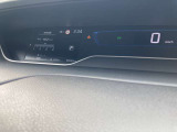 メーター内のディスプレイには運転をサポートするさまざまな情報を表示。