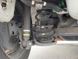 お車を安心してお乗りいただく為には、足回りの定期点検が欠かせません。サービスサポート(有償保証)では無料点検もご提供しており、安心のカーライフをお過ごしいただけるサポート体制が整っています。