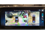 ドアハンドルには握りやすいグリップ形状が採用されています。万一の事故の際など、車内に残された乗員を救出する為、外部からドアを開けやすいようになっています。