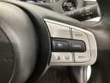 【アダプティブ・クルーズ・コントロール】予め設定した車速内でクルマが自動的に加減速。 前走車との適切な車間距離を維持しながら追従走行し、高速道路でのドライバーの疲労を軽減してくれる嬉しい機能付♪