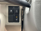 運転席シートヒーター装備
