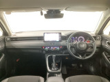 【前方視界】開放的な前方視界!運転がしやすく疲れにくいです♪窓が大きく、見通しがとっても良いおクルマですよ♪