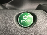 ★ECONスイッチ★ エコドライブを加速しよう!スイッチをONにすると、運転の仕方によるロスを抑え込み燃費をよくするようクルマが頑張ります(*^ー^*)燃費向上にチャレンジ♪