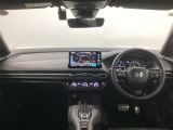 【前方視界】開放的な前方視界!運転がしやすく疲れにくいです♪窓が大きく、見通しがとっても良いおクルマですよ♪
