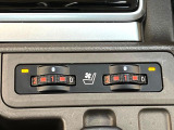 【シートベンチレーション】夏場は涼しい風でお尻や背中の熱やムレを防ぎ、冬はエアコンよりも早く温まってポカポカに!季節を問わず快適に過ごせます。