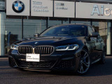 控えめなスタイルにM5級エンジン!!