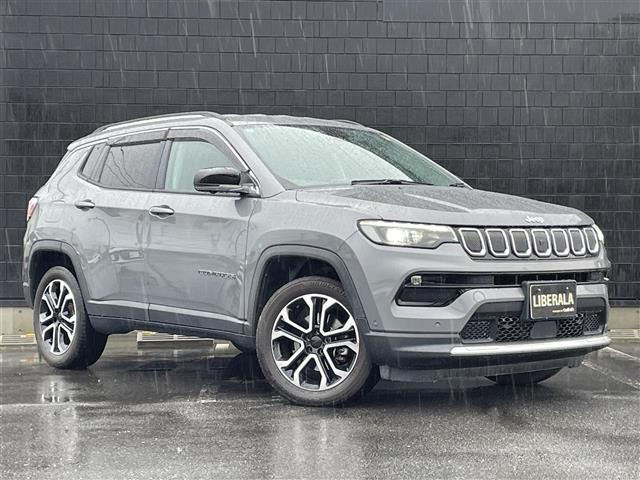 コンパス リミテッド 4WD 本革シート