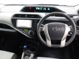 運転席廻りです。