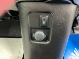 運転席シートヒーター付き。