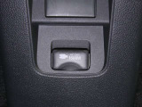 【電源コンセント】非常時やキャンプなどに役立つAC100V/1500Wコンセント付きです。