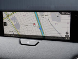 マツダコネクトの12.3インチワイドセンターディスプレイです。『Android Auto』『Apple CarPlay』や独自のコネクテッドサービスに対応したインターフェイスシステムです。