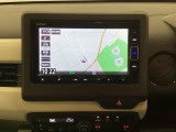 ナビゲーションはフルセグTV、インターナビ対応のGathers純正メモリーナビを搭載しています。Bluetoothオーディオ機能がありますので、スマートフォンなどの音楽も再生できます。