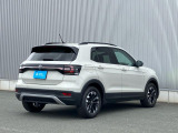 アフターサービスは全国のVolkswagen正規ディーラーで対応。遠方のお客様も安心してご購入いただけるよう、丁寧にサポートいたします。