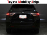 リヤのコンビネーションランプは後続車からも確認しやすいデザインです。
