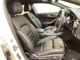 GLAクラス GLA220 4マチック 4WD 4WD 本革シート