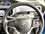 【ステアリングスイッチ】運転中、前方から目線をそらすことなく、オーディオ等の操作が可能な便利機能!安心&快適なドライブを演出してくれます♪